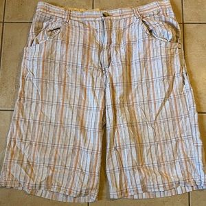 Phat farm shorts size 40